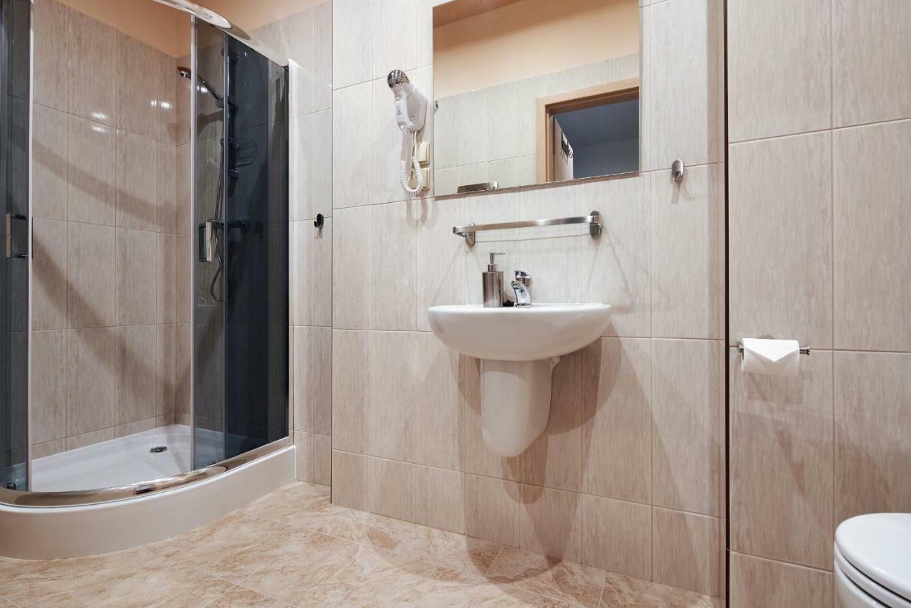 オシフィエンチムPolin Houseアパートメント エクステリア 写真